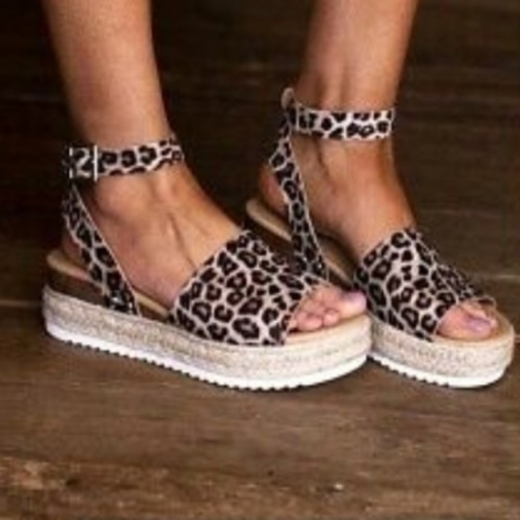 🔴1 LEFT🔴Soda Leopard espadrilles - Picture 4 of 8